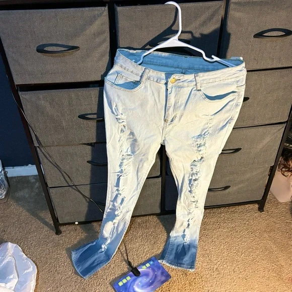 - 125 ITEMS ALL FOR ONE PRICEOR BUY INDIVIDUAL ACCEPTING ALL REASONABLE OFFERS